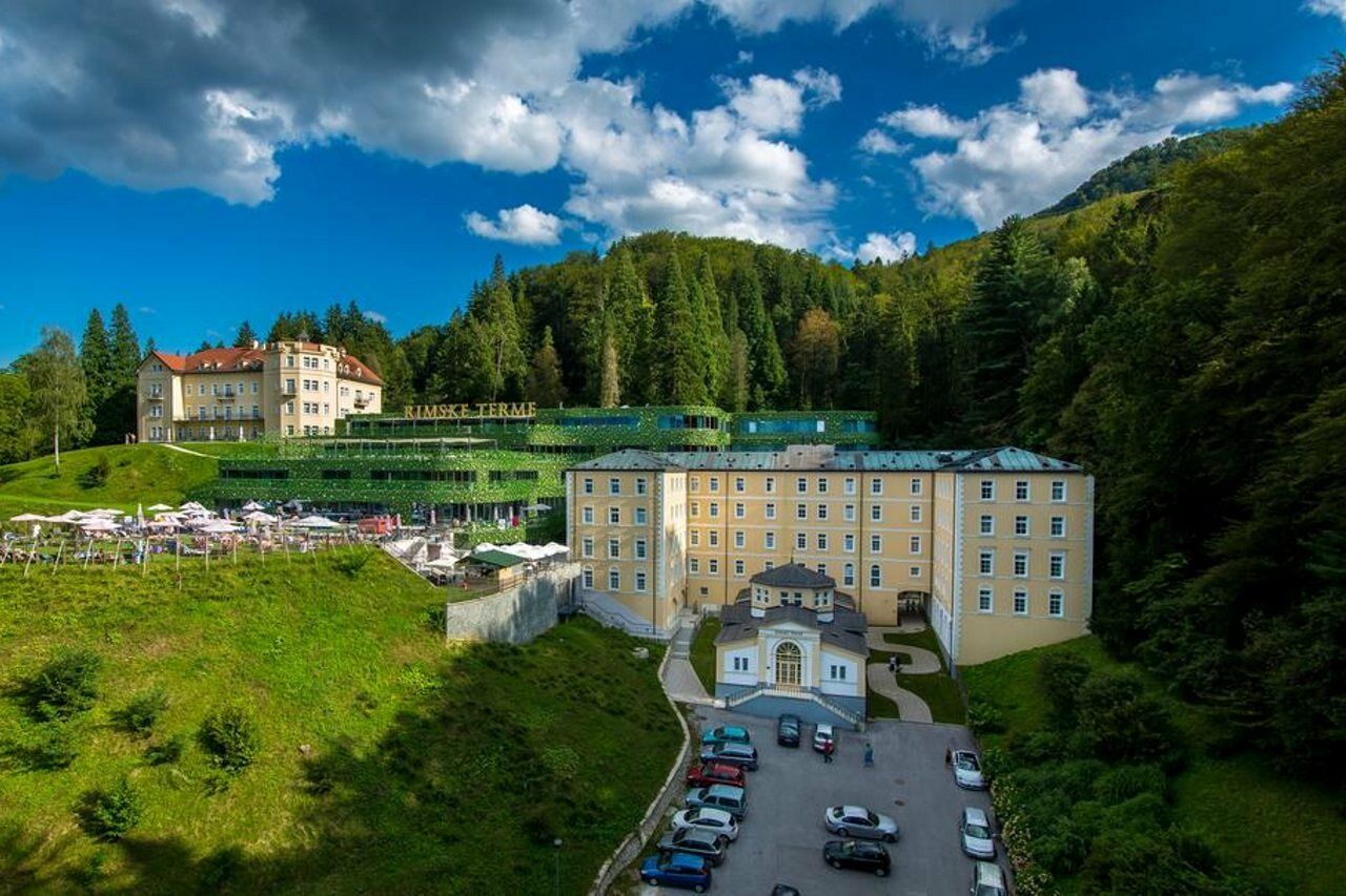Rimske Terme - Hotel Zdraviliski Dvor Rimske Toplice Exterior photo